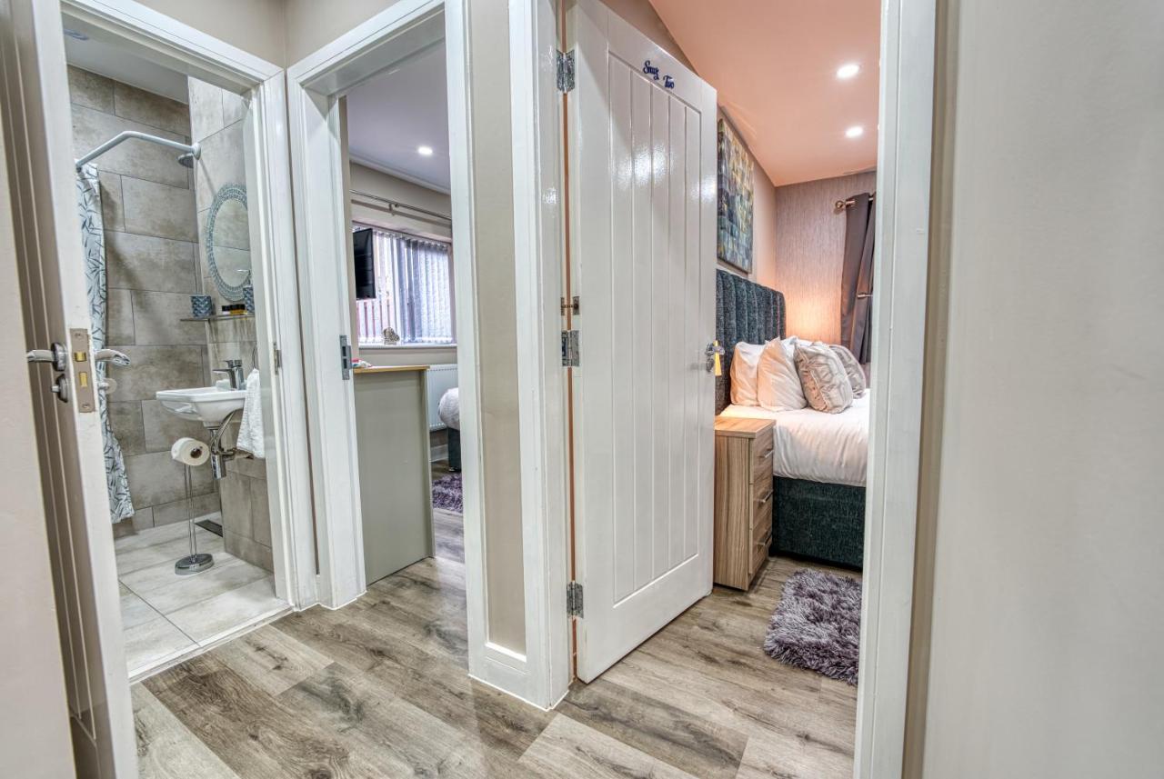 Stylish House - B'Ham Airport And Nec, Jlr Solihull, Business & Leisure Stays - Aspen House المظهر الخارجي الصورة