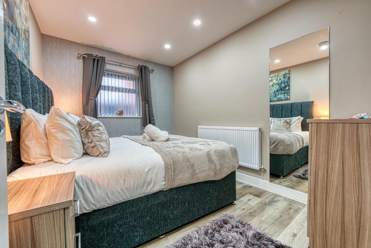 Stylish House - B'Ham Airport And Nec, Jlr Solihull, Business & Leisure Stays - Aspen House الغرفة الصورة